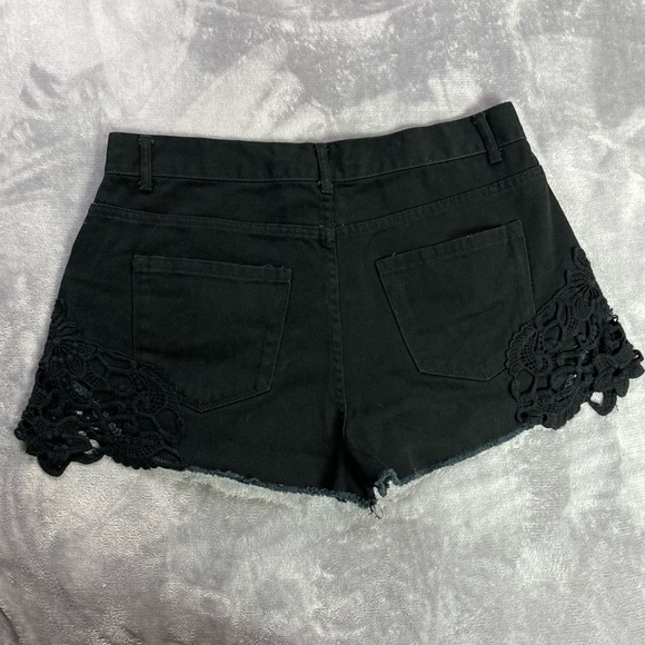 Black crochet jean shorts - Picture 6 of 7